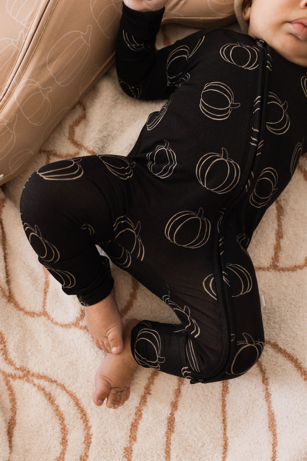 Bamboo Zip Pajamas | Midnight Pumpkin